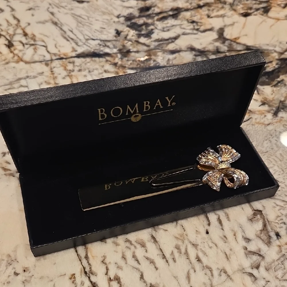 Bombay Book Mark Gold and Silver Bow